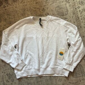 NWT Vuori Sedona Seams Crew - S